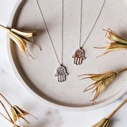 Pırlanta Sürpriz Fatma Ana Eli Kolye