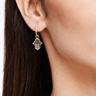 Pırlanta Fatıma Ana Eli Küpe