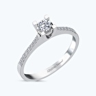 Pırlanta Tektaş Yüzük