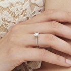 Pırlanta Tektaş Yüzük