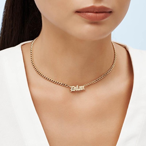 Altın İsimli Kolye