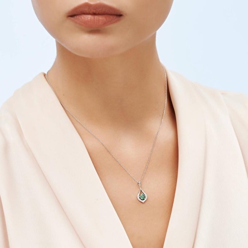 0.09 Karat Pırlanta Zümrüt Kolye