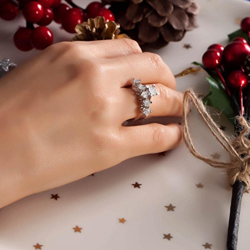 0.21 Karat Pırlanta Beştaş Yüzük