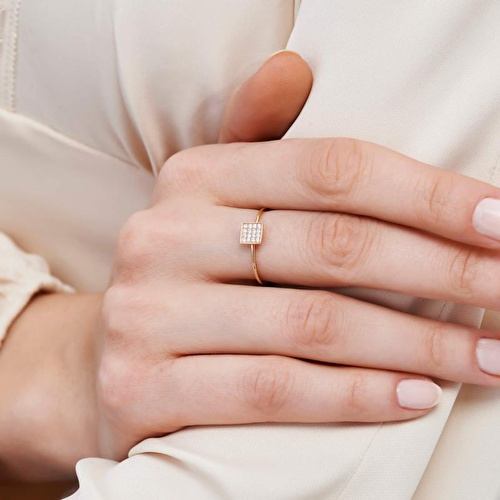 0.10 Karat Pırlanta Kare Yüzük