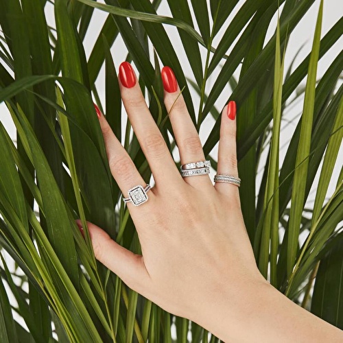 1.89 Karat Pırlanta Baget Yüzük