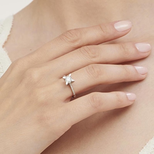 0.49 Karat Pırlanta Tektaş Yüzük