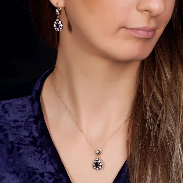 0.16 Karat Pırlanta Safir Küpe