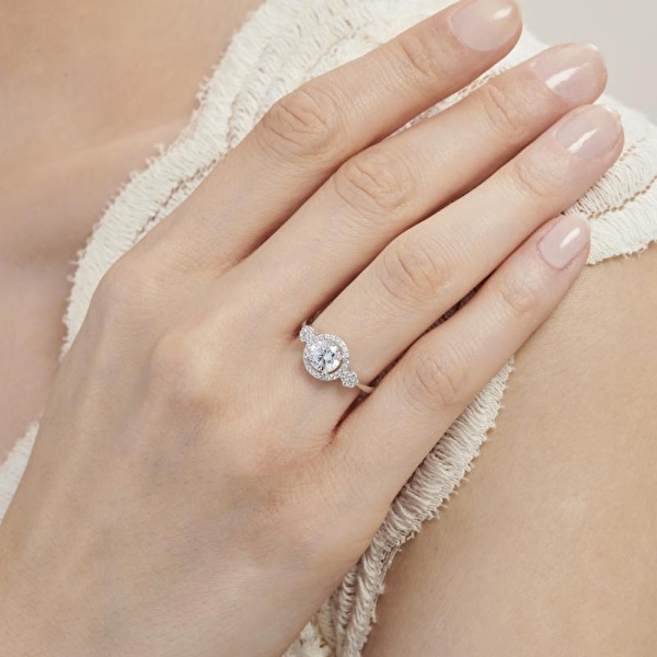 Altın Tektaş Yuvarlak Yüzük