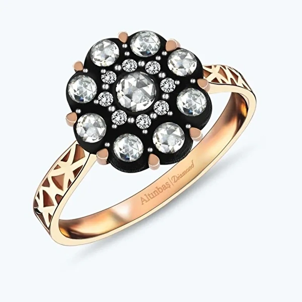 0.24 Karat Elmas Yüzük