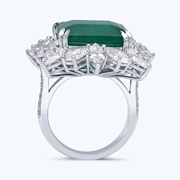 20.32 Karat Pırlanta Zümrüt Yüzük