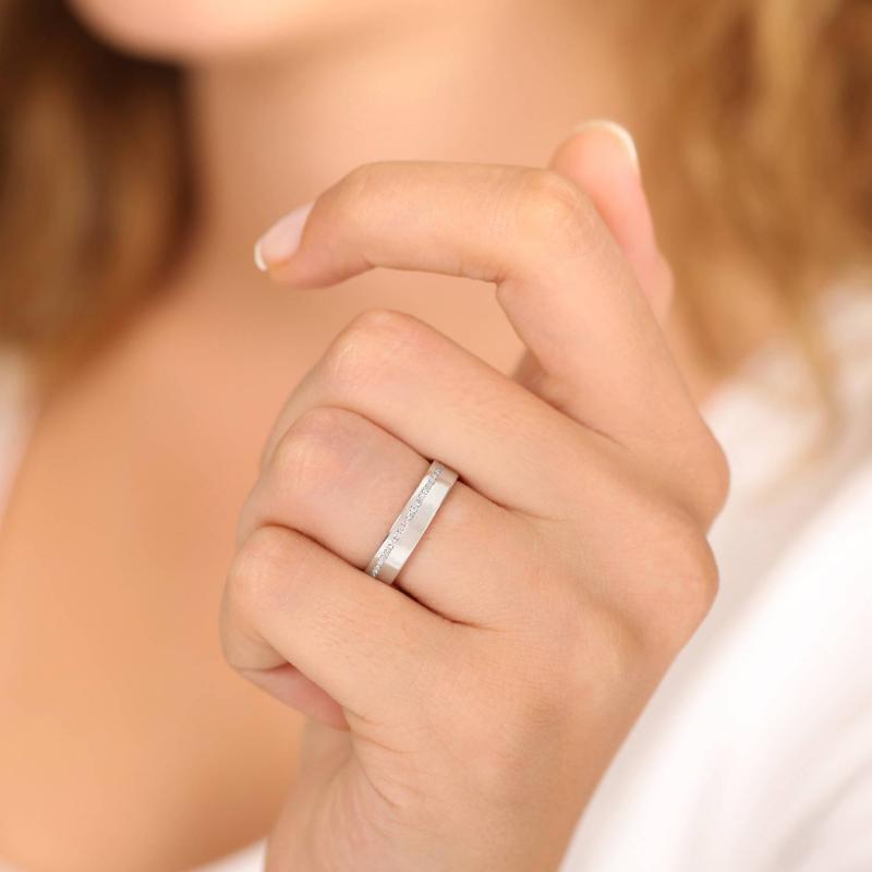0.15 Carat Diamond Wedding Rings