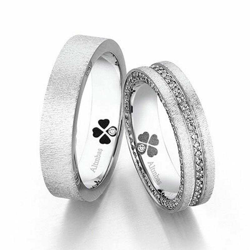 0.53 Carat Diamond Wedding Rings