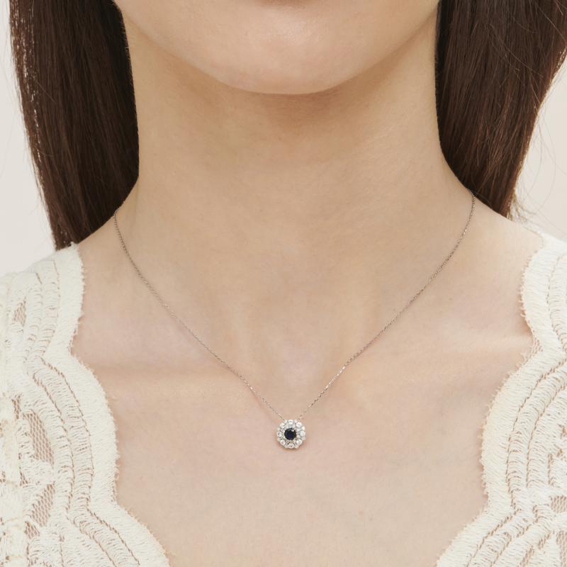 0.08 Carat Sapphire Diamond Necklace