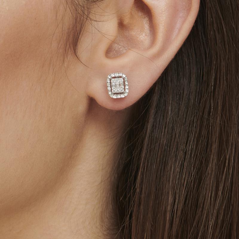 0.30 Carat Diamond Earrings