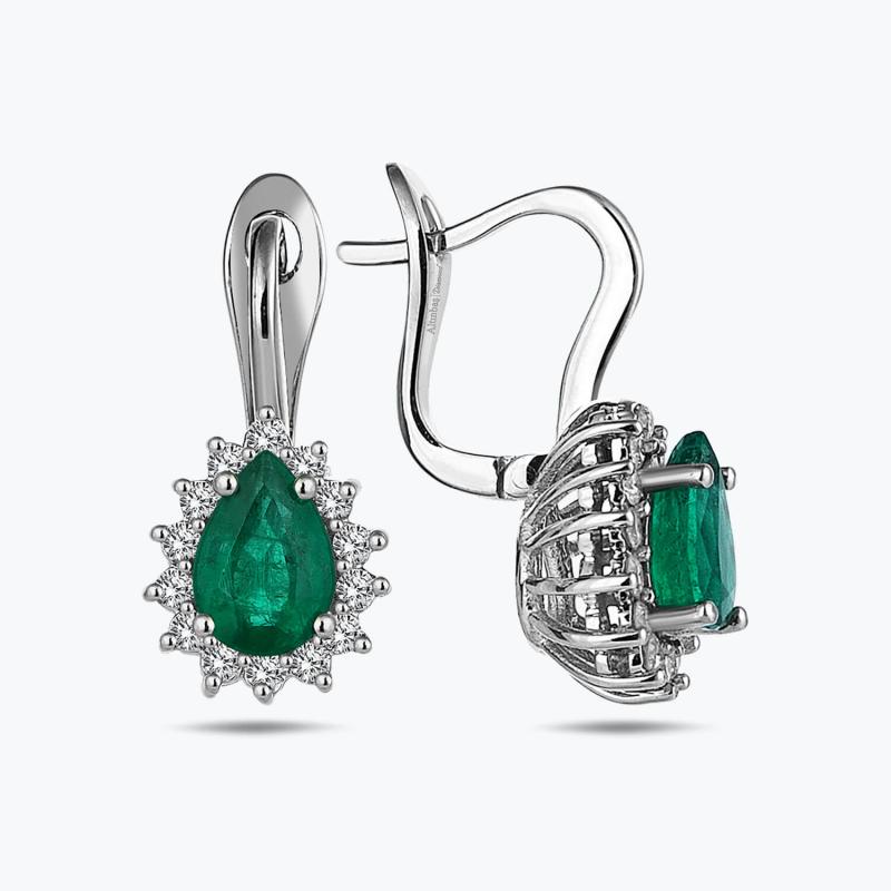 0.35 Carat Emerald Diamond Earrings
