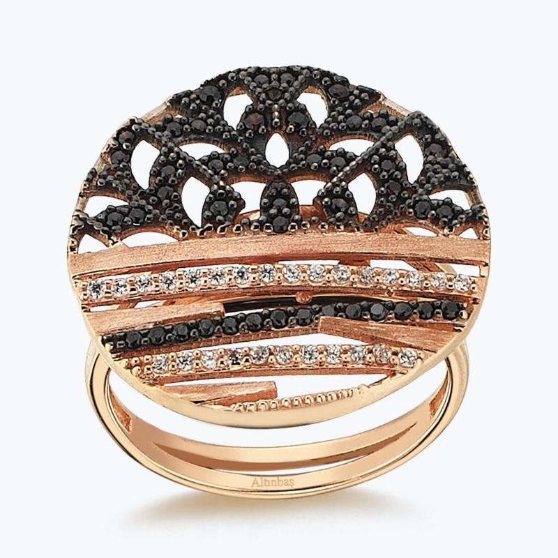 Femme Gold Ring