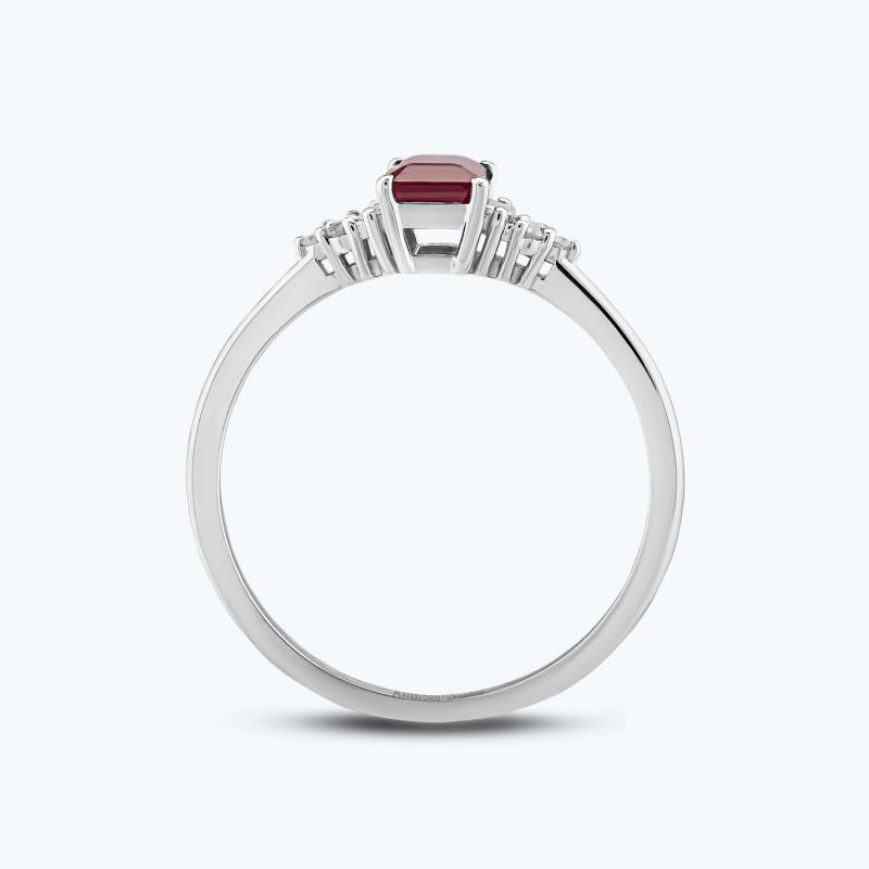 0.10 Carat Ruby Diamond Ring