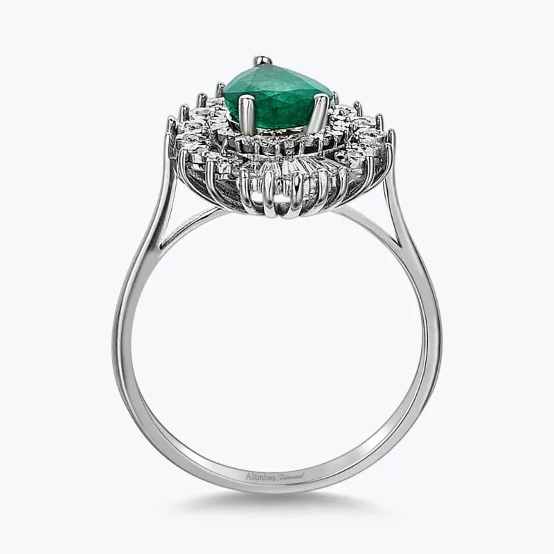 0.17 Carat Emerald Diamond Ring